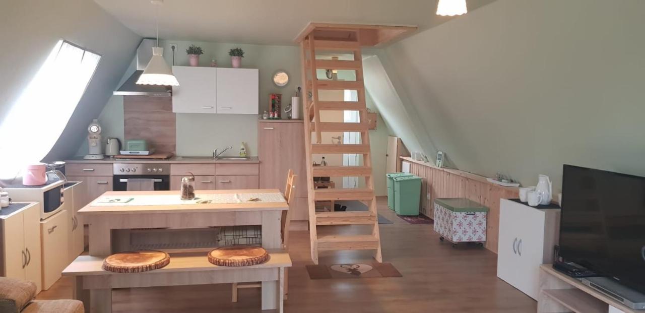 Ferienhaus Kleine Auszeit Gossersweiler-Stein Exterior foto
